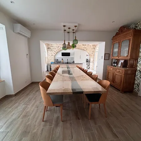 Holiday home La Maison Des Papes