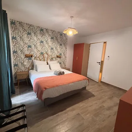 Holiday home La Maison Des Papes Laurac-en-Vivarais